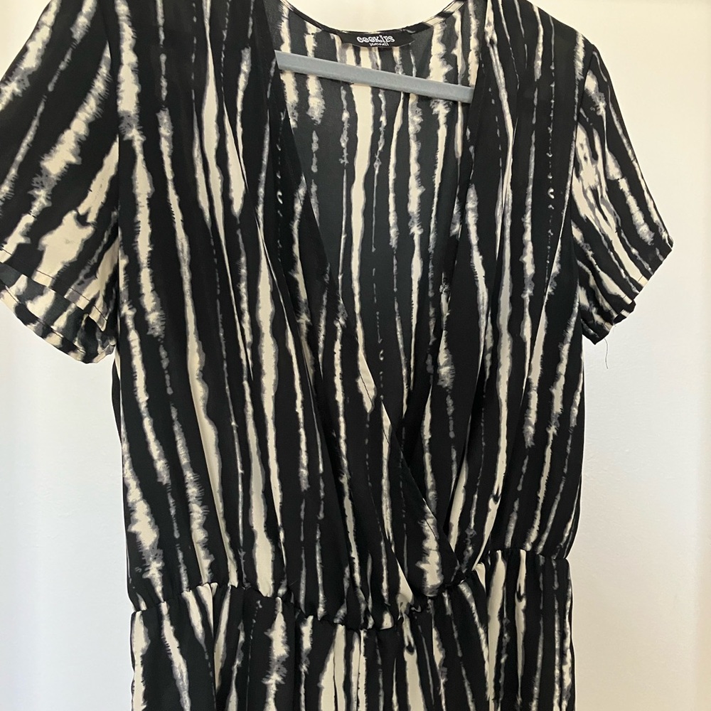 Romper - Picture 4 of 4